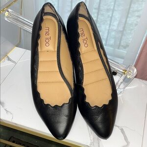 Me Too Black Leather Scalloped Flats -Size 9